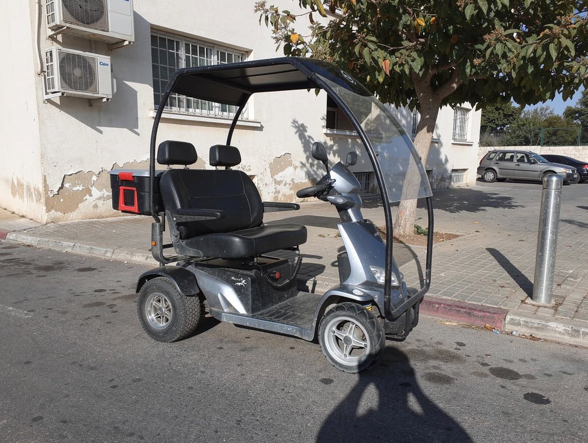 חשמלית ריידר Merits S940 למכירה מהירה