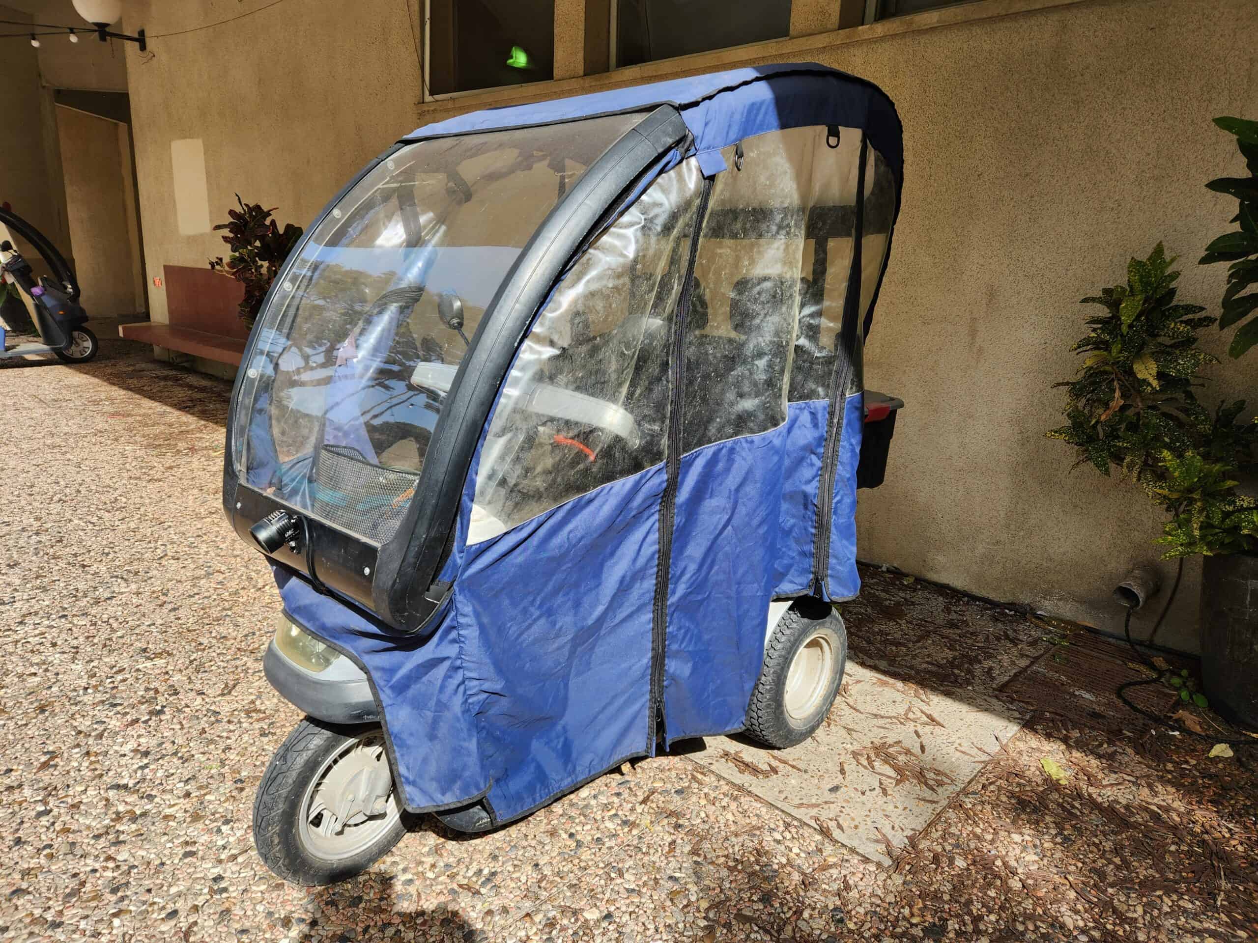 MERITS 3 גלגלים עם שמשה במצב טוב